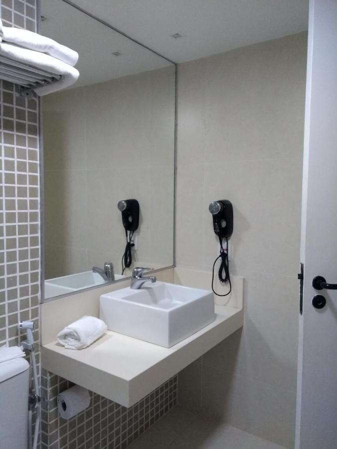 Apartamento Resort Ao Lado Do Parque Aquatico Porto Das Dunas - Pe Na Areia- Terreo Aquiraz Eksteriør bilde